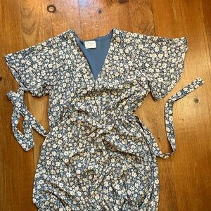 Preowned Sienna Sky Flutter Sleeve Faux Wrap Hi Lo Midi Floral Dress - S
